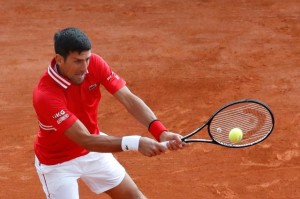 九游游戏中心官网-蒙卡焦点战德约打成“教学课” 轻松收获红土开门红